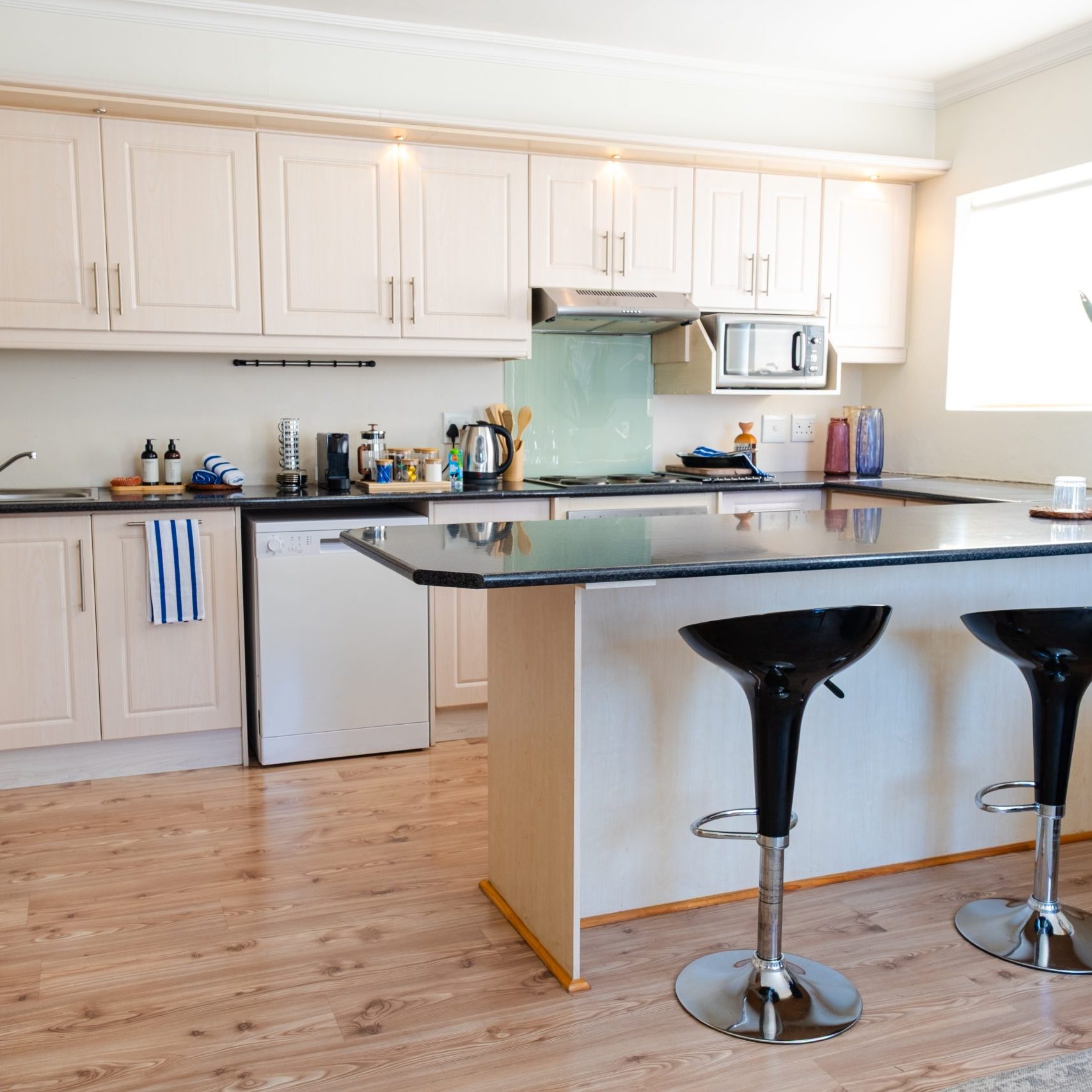 Kitchen at coastal Sandz Strand