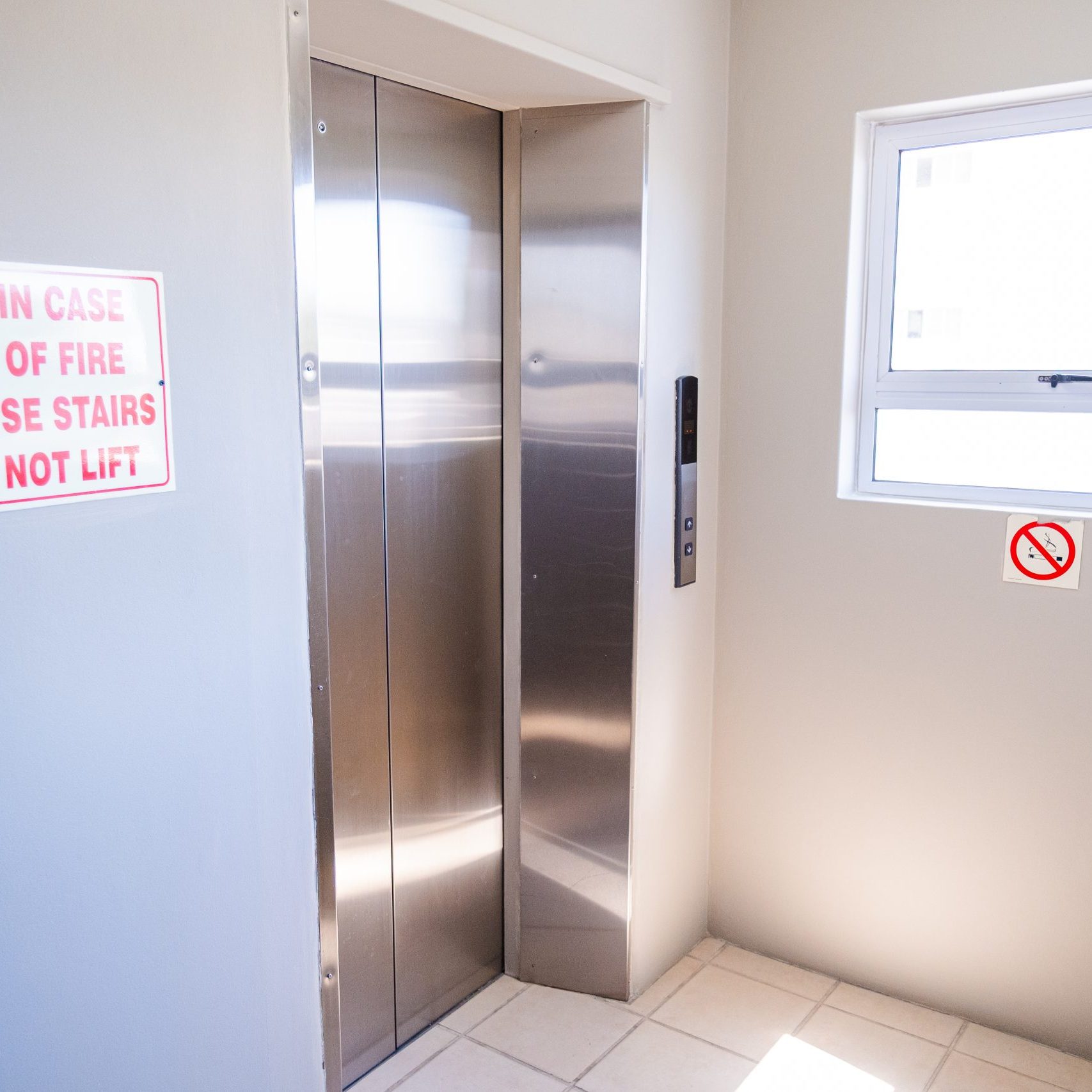 The apartment block has an elevator with direct access from the parking garage.